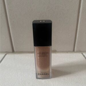 Chanel Les Beiges Water-Fresh Tint - Light